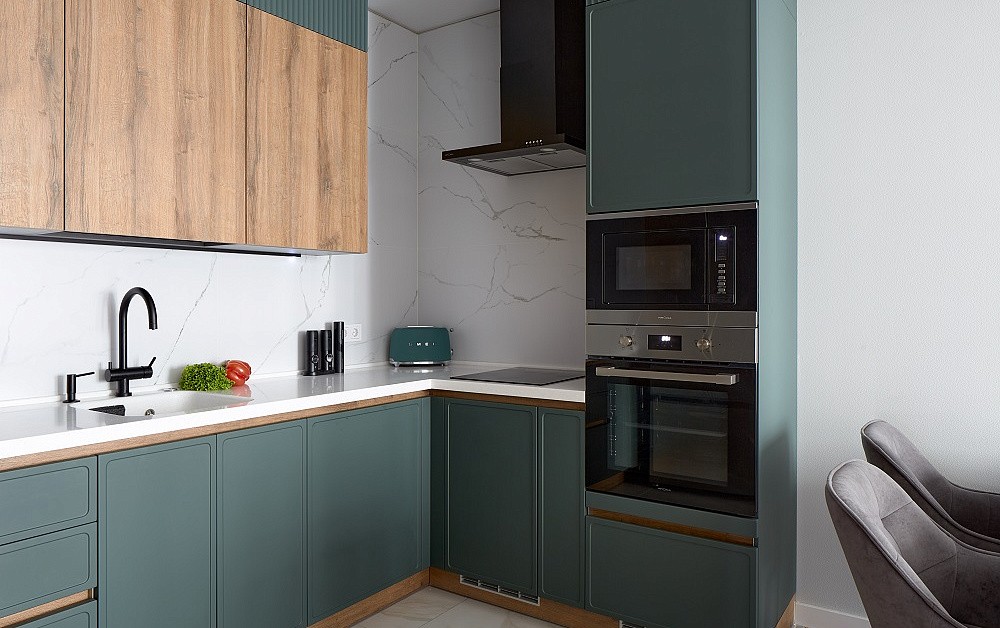 Умная кухня с интегрированным винным стеллажом