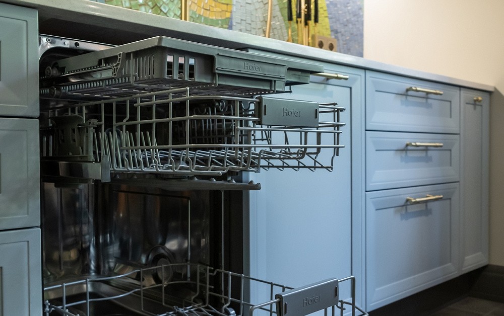 Кухня с мозаикой для ТВ-проекта «Квартирный Вопрос»