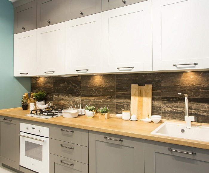 м. Пражская