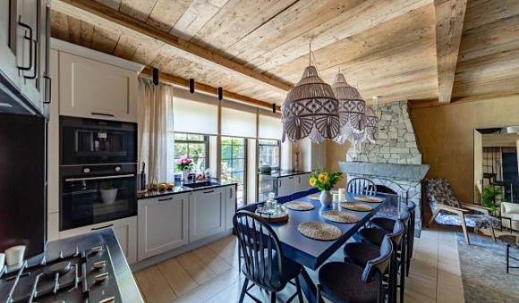 Белая кухня во Владивостоке