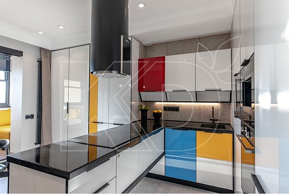 Современные белые кухни