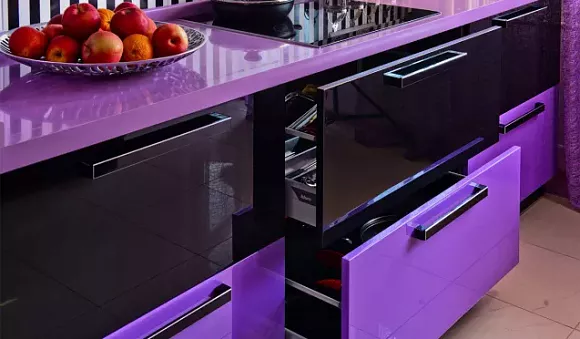 Фиолетовая кухня в Ярославле