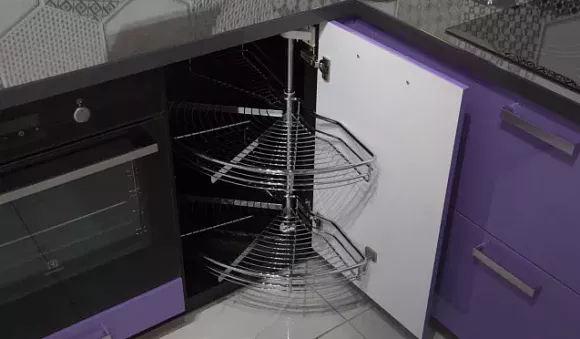 Фиолетовая кухня во Владивостоке