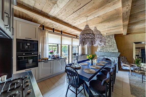 Современные белые кухни