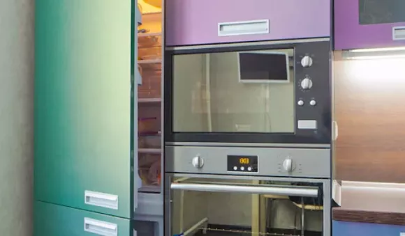 Фиолетовая кухня в Санкт-Петербурге